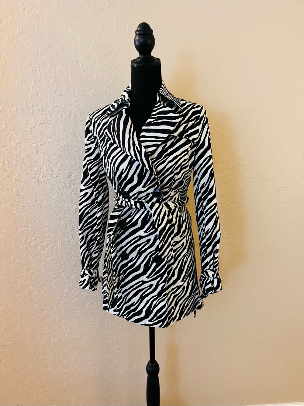 Vertigo Paris Black & White Zebra Wrap Button-Down Trench Coat